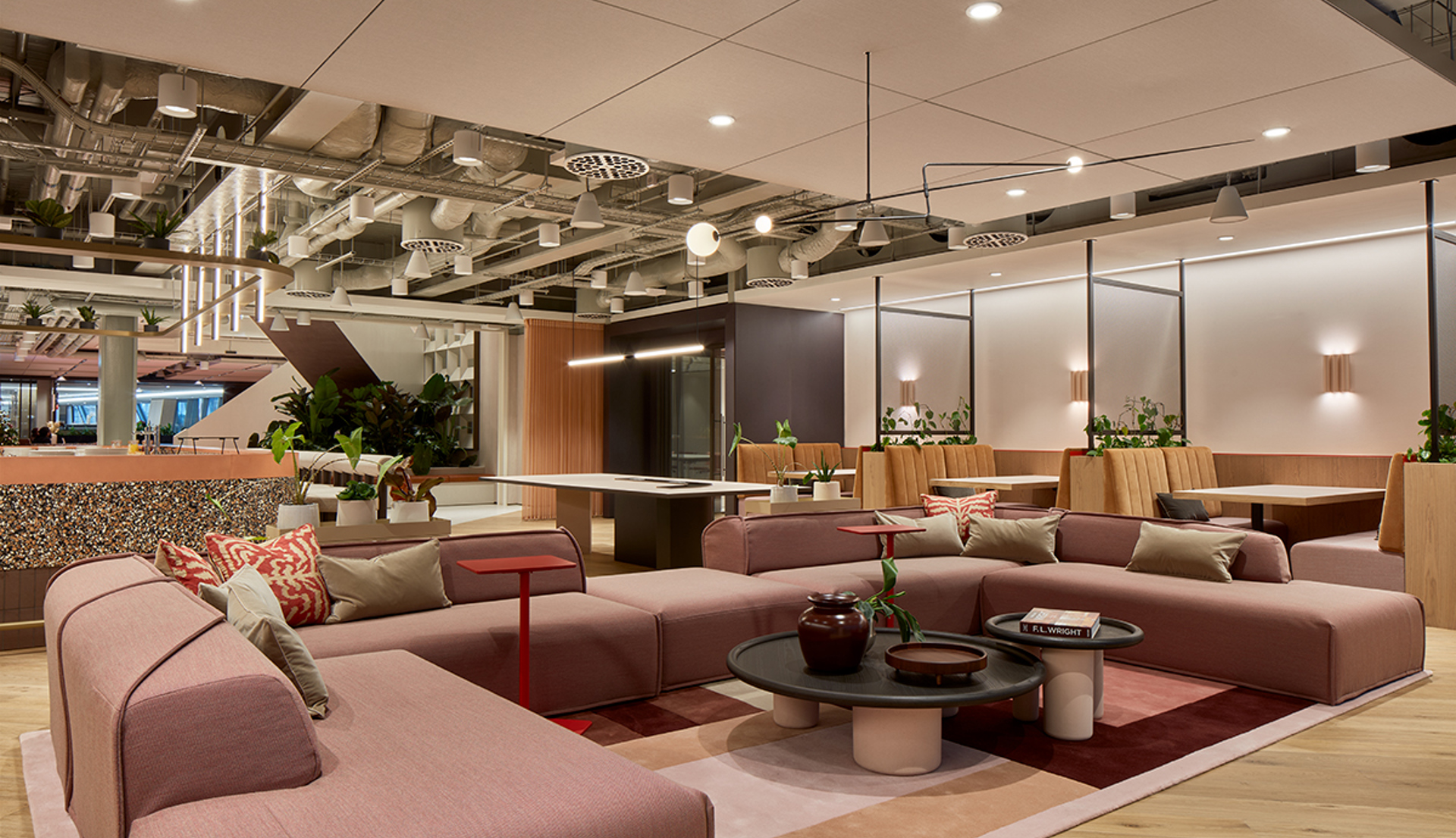 A comfortable large lounge space, ideal for breakout sessions