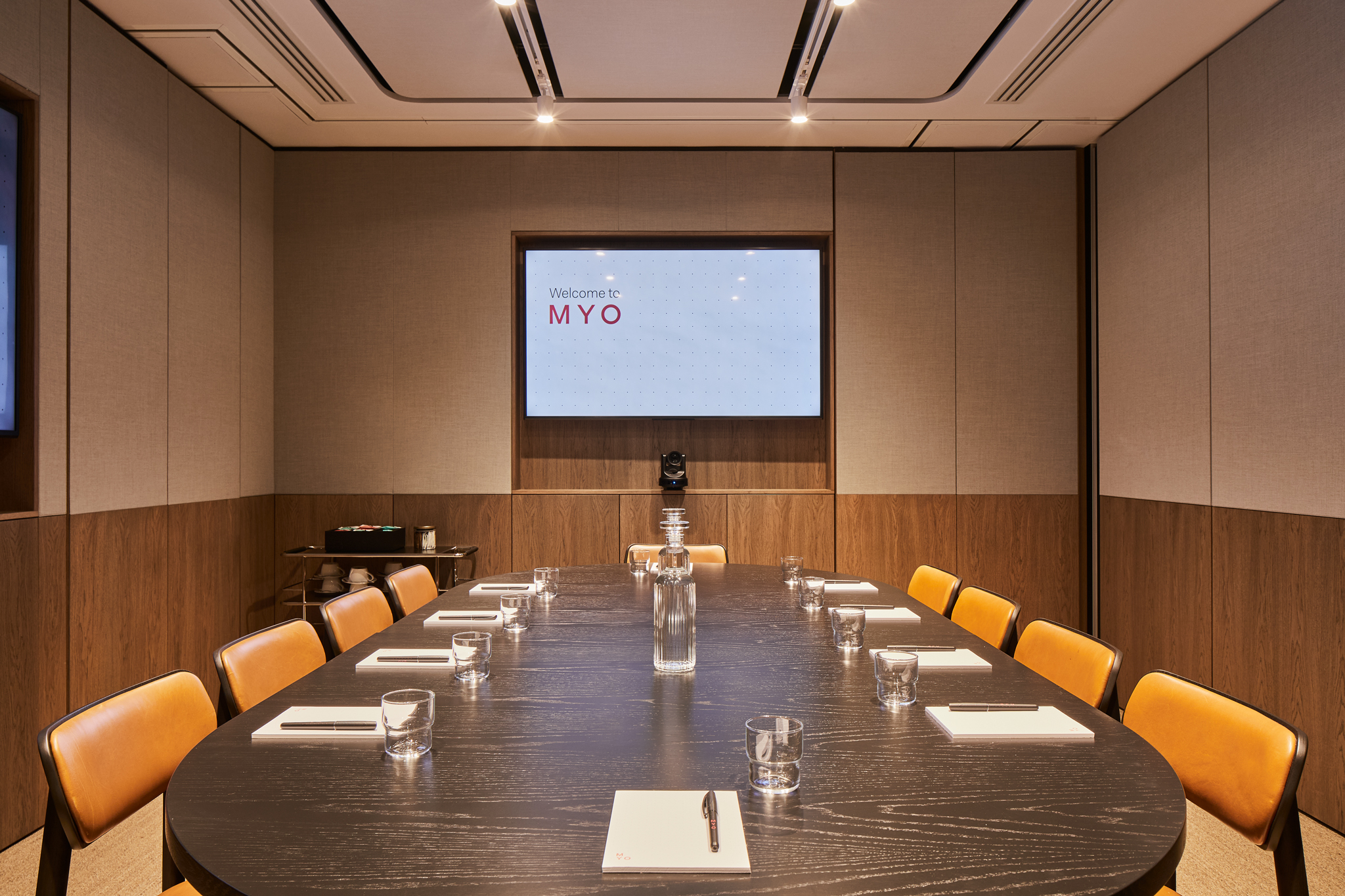 MYO_LucentLounge_EdReeve-44.jpg
