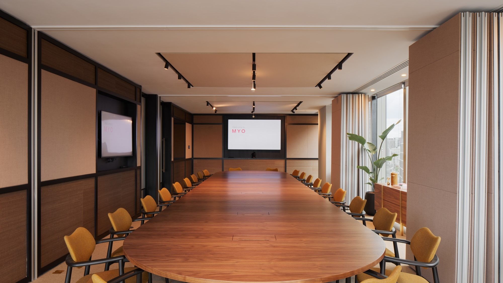 MYO Liverpool Street boardroom 