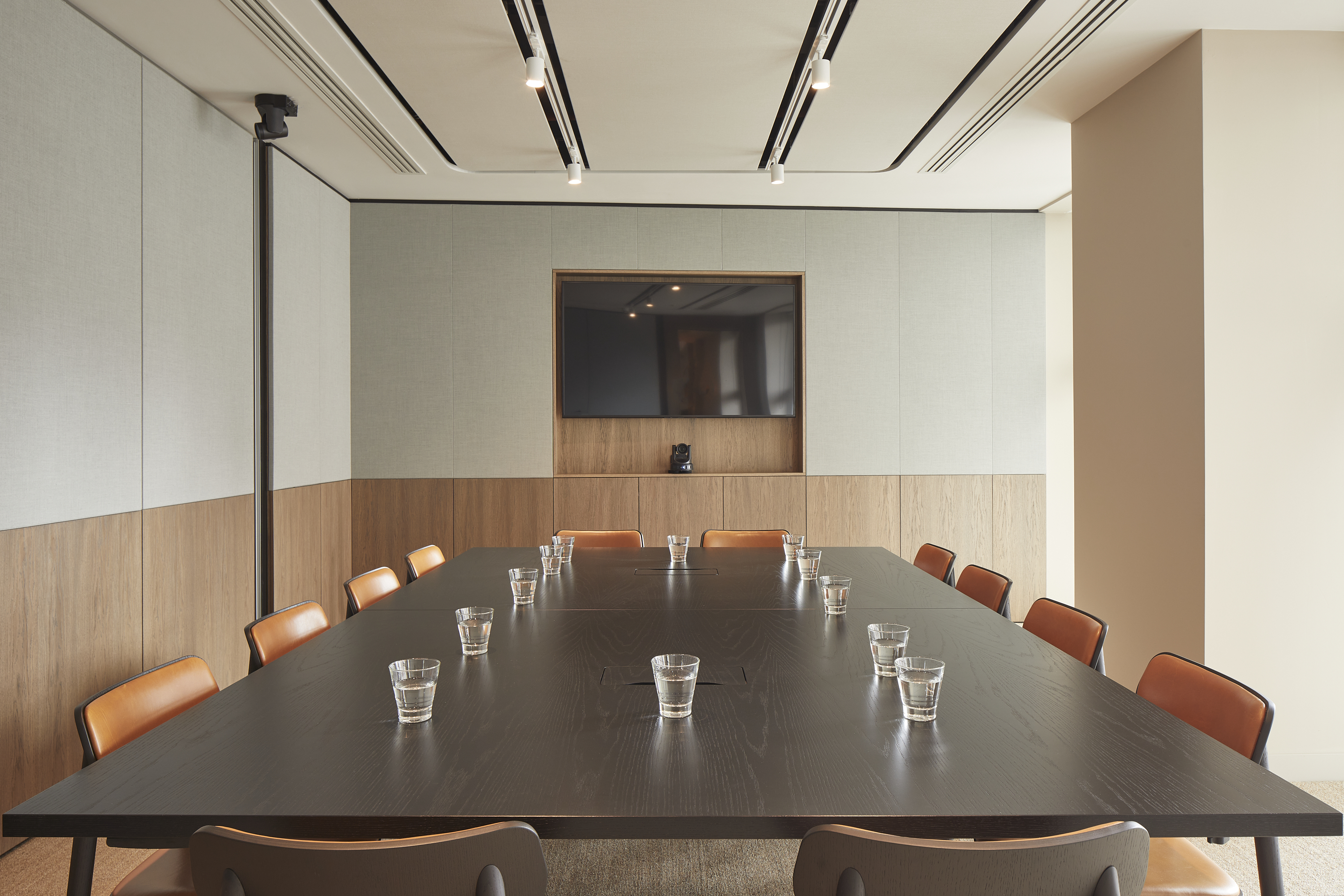 View of meeting room for up to twelve people in MYO Piccadilly