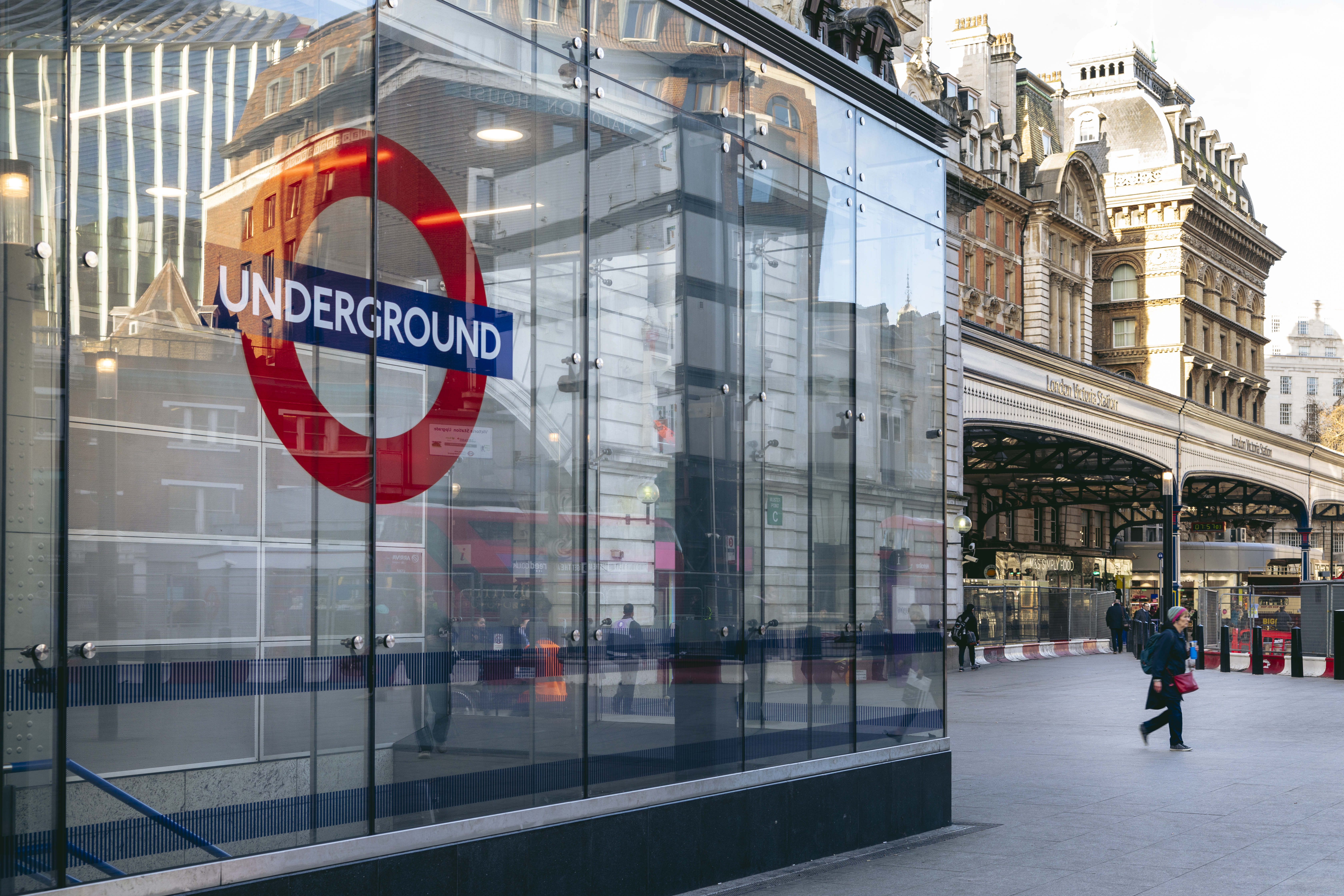 Victoria Underground station sign